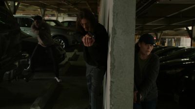 Drop it. Slowly. Slowly! - NCIS: Los Angeles