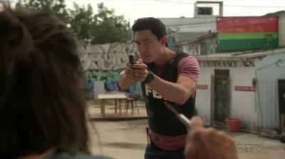 Drop the blade. - Criminal Minds