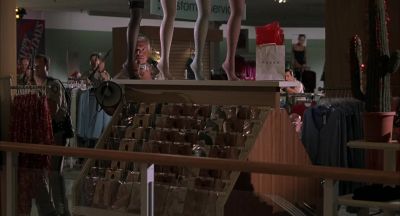 Drop the elephant - Bad Santa