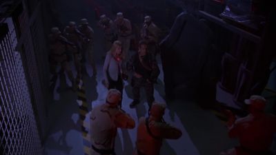 Drop your weapons. - Stargate SG-1