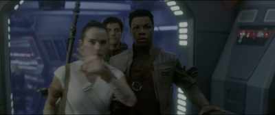 Drop your weapons. - Star Wars: The Rise of Skywalker