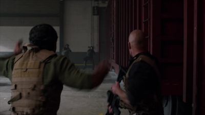 Drop your weapons! - The Blacklist