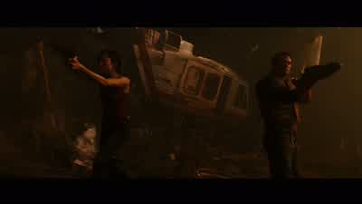 Drop your weapons. - Aliens vs  Predator: Requiem