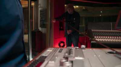 [drumbeat playing] - The Bee Gees: How Can You Mend a Broken Heart