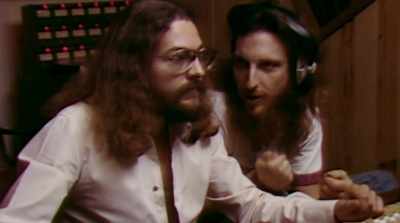 [drumbeat] - The Bee Gees: How Can You Mend a Broken Heart