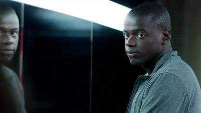 Drying my hands. - Black Mirror