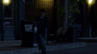 DUCK. - Pretty Little Liars