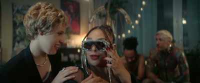 Dude, triangle is a wet dream
of each chick. - Temptation