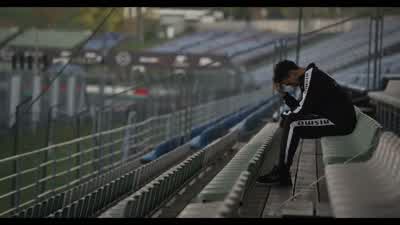 Dude, you crashed a car with Jack inside. - Gran Turismo