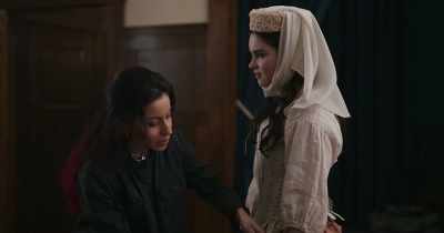 Dude's head over
heels for Rosaline, - The Republic of Sarah