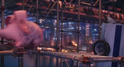 Duke, hang on! - The Secret Life of Pets