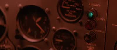 Dulles, this is Windsor 114, inside the outer marker. - Die Hard 2