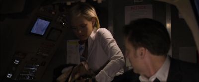 Dump the purse. Dump the purse.
Come on, just... - Left Behind