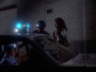 - Duncan car one, 0-1...
- Get her in the car, fast, - The Night Strangler