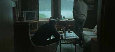 - Duncan?
- Listen, the tarpaulin's gone. - The Chemistry of Death
