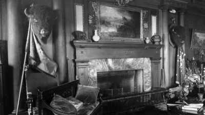 Duncan: Roosevelt had
two buffalo trophy heads - The American Buffalo