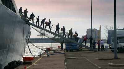Duncan's preparing
to entertain her NATO allies. - Warship: Life at Sea