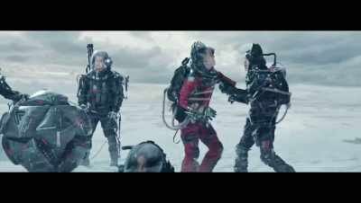 [Duoduo cries] - The Wandering Earth