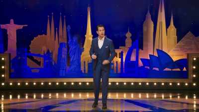 During that last joke, - Jimmy Carr: The Best of Ultimate Gold Greatest Hits