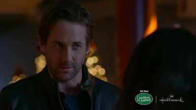 During this whole time,
working on the show, - When I Think of Christmas