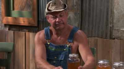   Dustin. - Moonshiners: Master Distiller