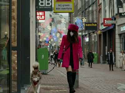 Dutch Nazi thugs
started pulling them off, - Occupied City