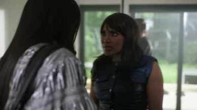 - Dwen, you can't trip
like this. I need this gig. - Fighting to Be Me: The Dwen Curry Story