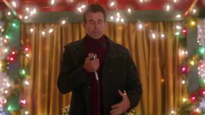 Dylan. Hold on, excuse me.
So sorry. - A Merry Christmas Wish