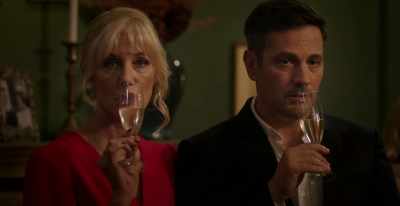 [Dylan screams] - Surviving Christmas with the Relatives
