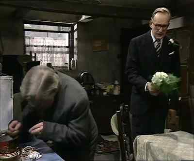 D'you really want all this
in your button-hole? Hey-up! - Last of the Summer Wine