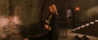 E chutar seus traseiros. - Charlie's Angels
