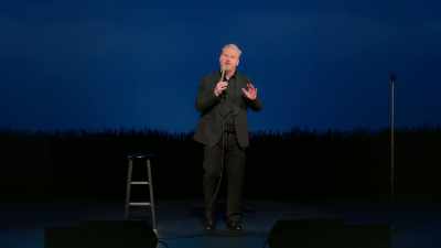 E durante cada uma destas viagens, - Jim Gaffigan: Dark Pale