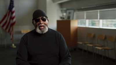 E foi aí que ele atraiu críticas. - Say Hey, Willie Mays!