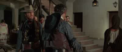 E' meglio che andiate, Ramòn vi aspetta. - A Fistful of Dollars