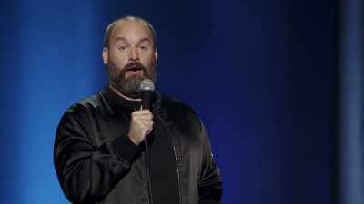 Ea zice: "Ce se întâmplă?" Şi noi: - Tom Segura: Disgraceful