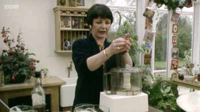 Each week, our three competitors face a simple challenge - - Back in Time for Dinner