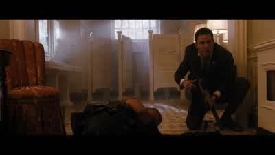 Eagle is 30 seconds from the vault. - White House Down