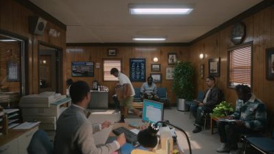 -Earl? -Hi. - Blindspotting