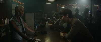 -Earlier.
You two aren't together? - Walkaway Joe
