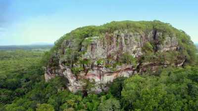 EARLY HUMANS
WOULD HAVE BEEN ATTRACTED - Lost Cities of the Amazon