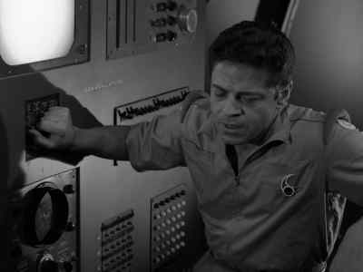 Earth station 1217, earth station 1217, - The Twilight Zone