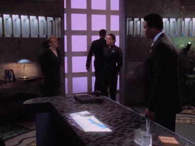 Earthforce Intelligence has posted a
fugitive alert for Dr. Everett Jacobs. - Babylon 5