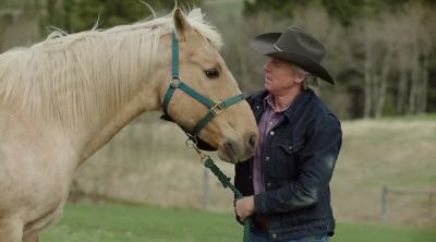 Easy, easy, easy... - Heartland
