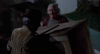 - Easy.
- I got it. I got it. I got it. - Sssssss