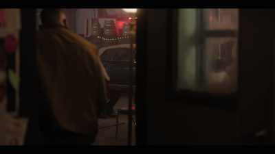 Easy!
Suit's a rental, pal! - Catch Me If You Claus