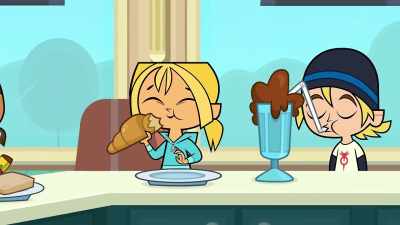 (Eating sounds) - Total DramaRama