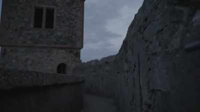 [Eberhardt in German]
Allegedly, there is
a passage inside the castle - Mysteries of the Abandoned