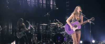 (Ebony knocks on door) - Olivia Rodrigo: GUTS World Tour