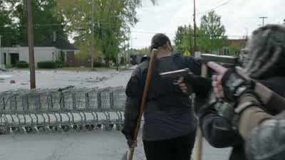 Echelon right. - The Walking Dead