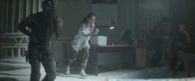 -[Eckhart] Harp!
-Uh… - Outside the Wire
